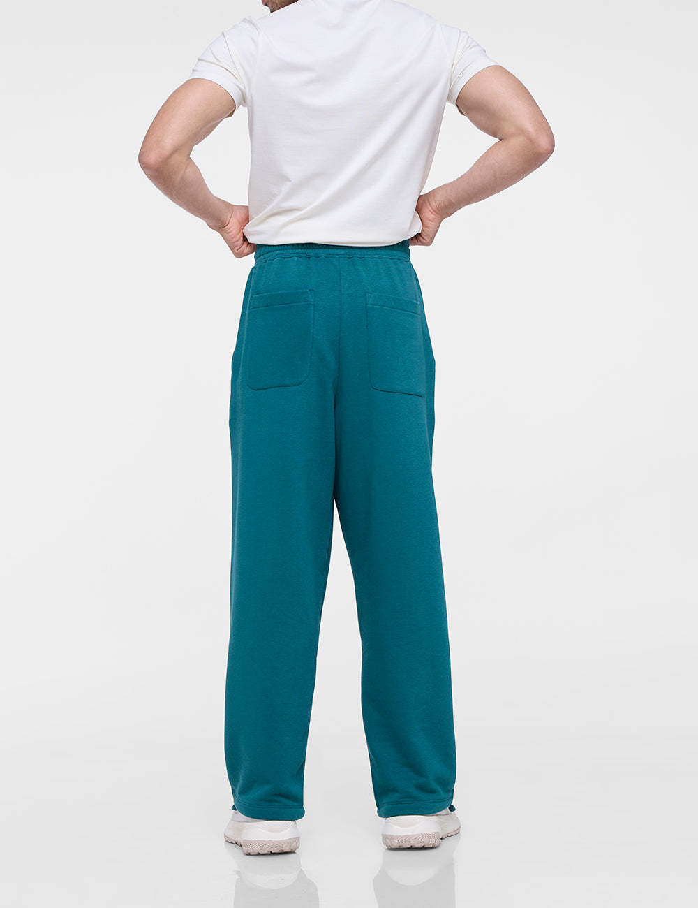 Men's 365 Wide-Leg Pant