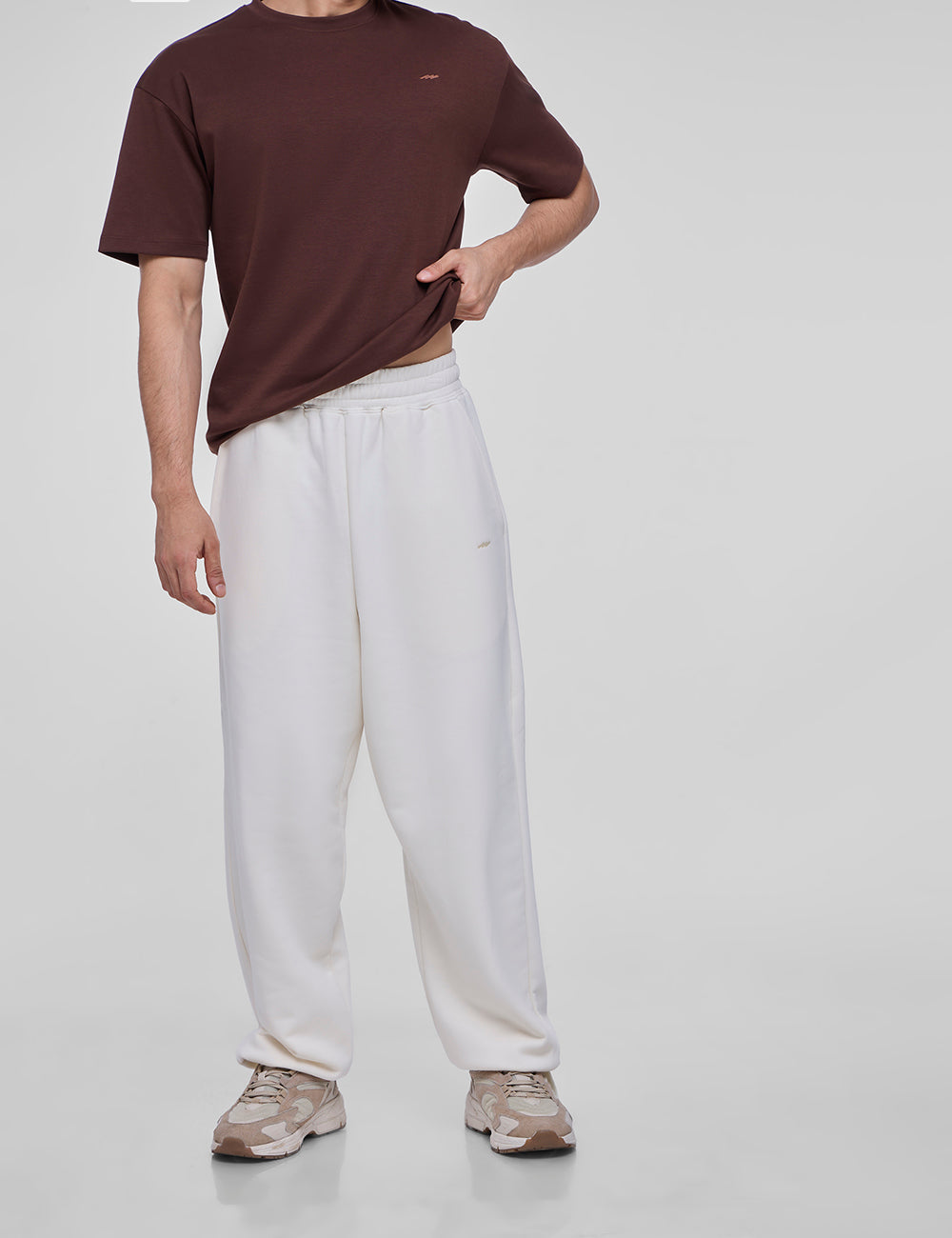 Men's 365 Wide-Leg Pant